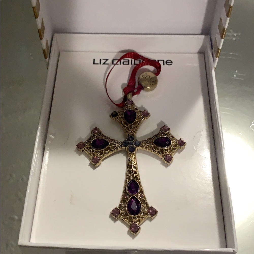Cross